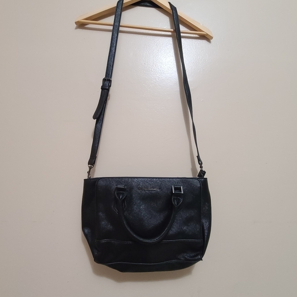 Jones New York Signature Black Shiny Crossbody Purse